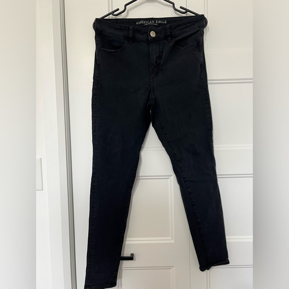 American Eagle Hi-Rise Black Jegging Super Stretch Size 8 - Picture 1 of 5
